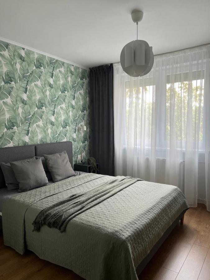 Riverside Jungle Green Apartment Oradea Exterior photo
